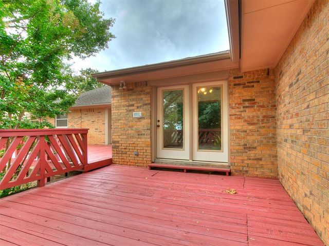 908 Carfax Road, Edmond, OK 73034