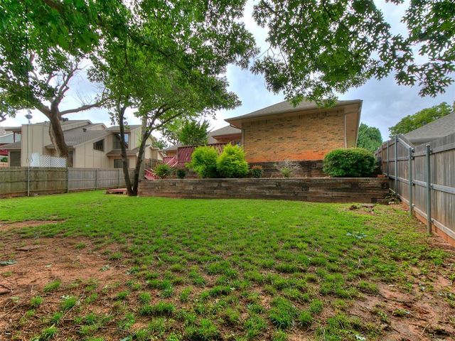 908 Carfax Road, Edmond, OK 73034