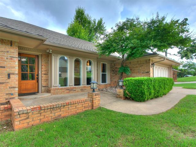908 Carfax Road, Edmond, OK 73034