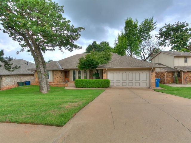 908 Carfax Road, Edmond, OK 73034
