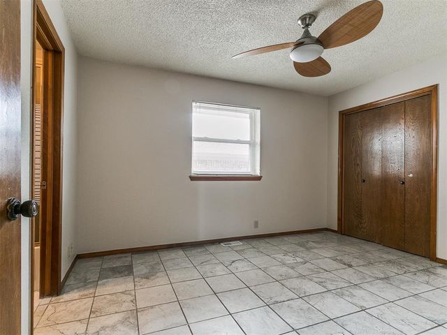 908 Carfax Road, Edmond, OK 73034