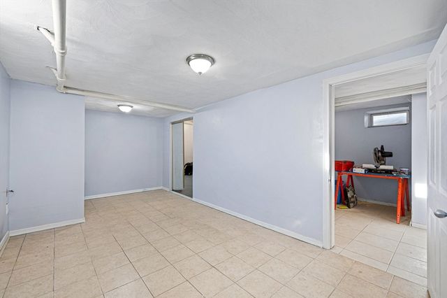 57-59 Larchwood Rd 1, Methuen, MA 01844