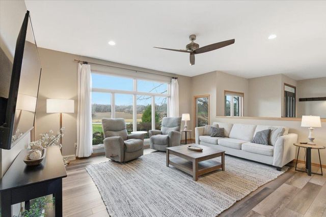 8328 N Cemetery Road, Evansville, WI 53536