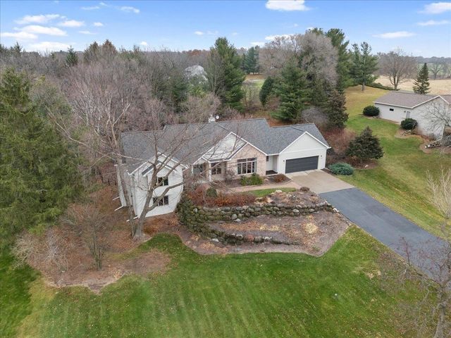 8328 N Cemetery Road, Evansville, WI 53536