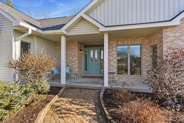 8328 N Cemetery Road, Evansville, WI 53536