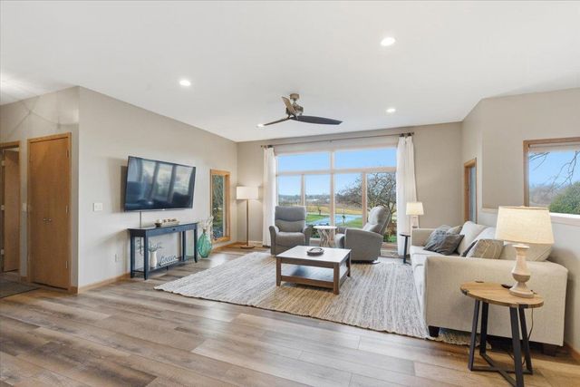 8328 N Cemetery Road, Evansville, WI 53536