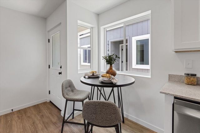 1912 W Buckeye Ave, Spokane, WA 99205