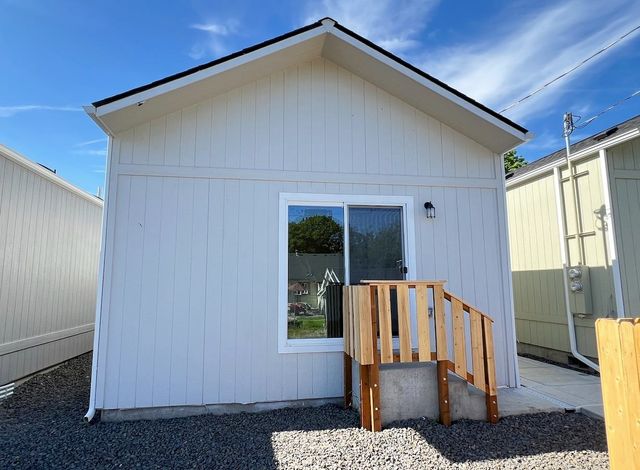 1912 W Buckeye Ave, Spokane, WA 99205