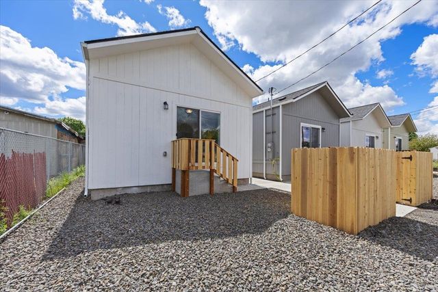 1912 W Buckeye Ave, Spokane, WA 99205