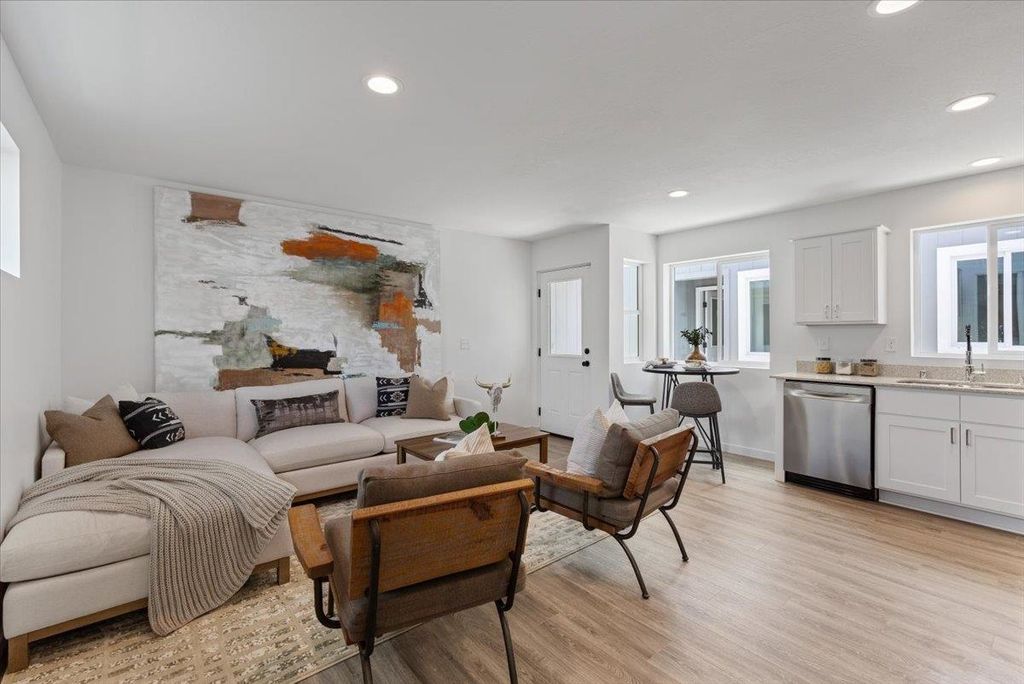 1912 W Buckeye Ave, Spokane, WA 99205 photo 17