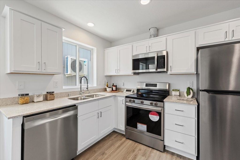 1912 W Buckeye Ave, Spokane, WA 99205 photo 21