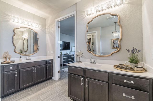 105 Ace LN, San Marcos, TX 78666