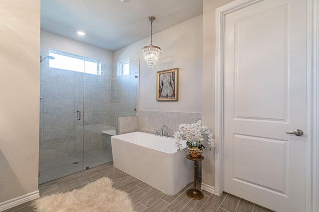 105 Ace LN, San Marcos, TX 78666