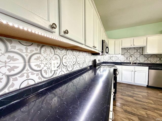 938 McFadden Ridge Road, Bedford, IN 47421