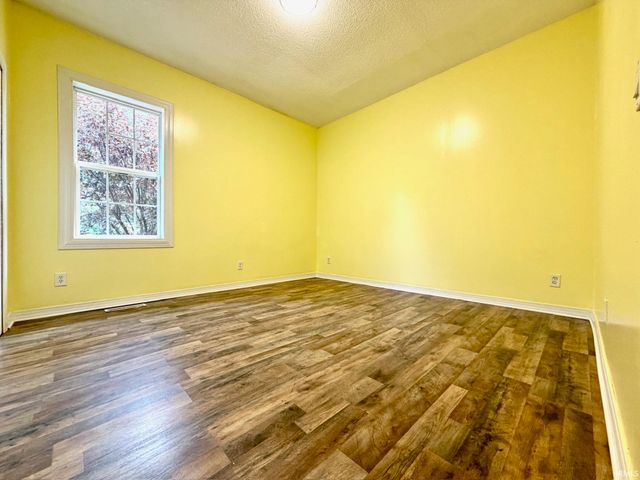 938 McFadden Ridge Road, Bedford, IN 47421