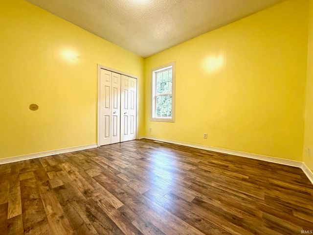 938 McFadden Ridge Road, Bedford, IN 47421