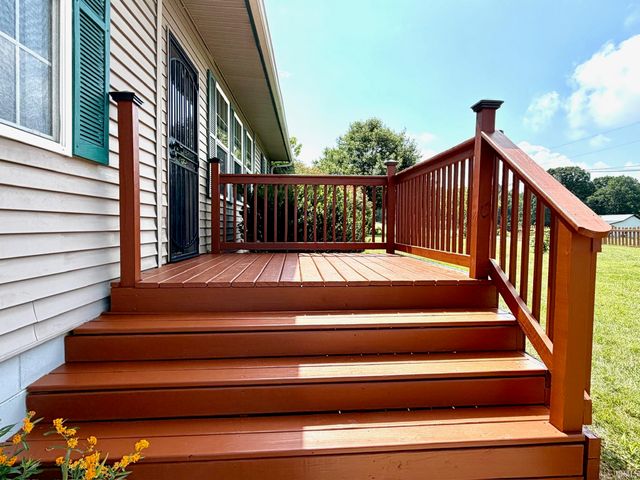 938 McFadden Ridge Road, Bedford, IN 47421