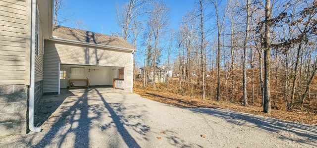 45 Bill Ct, Waverly, TN 37185