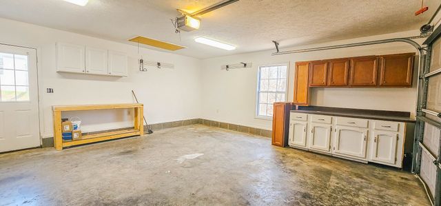 45 Bill Ct, Waverly, TN 37185