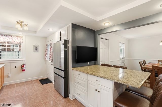 28 Parkview Ave, Belleville Twp., NJ 07109