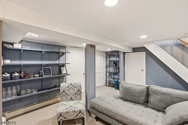 28 Parkview Ave, Belleville Twp., NJ 07109