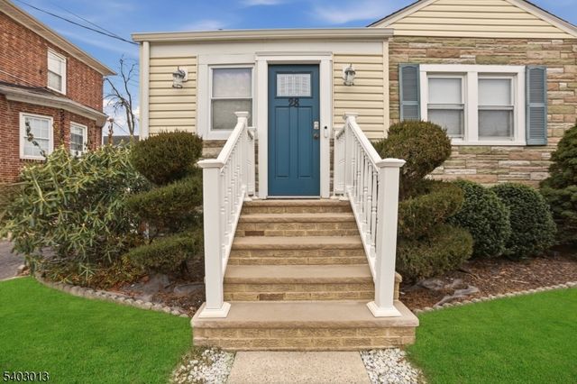 28 Parkview Ave, Belleville Twp., NJ 07109