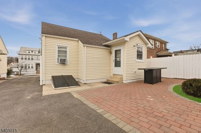 28 Parkview Ave, Belleville Twp., NJ 07109