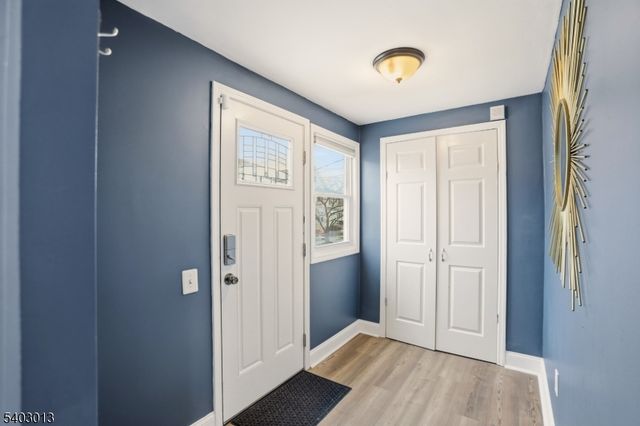 28 Parkview Ave, Belleville Twp., NJ 07109