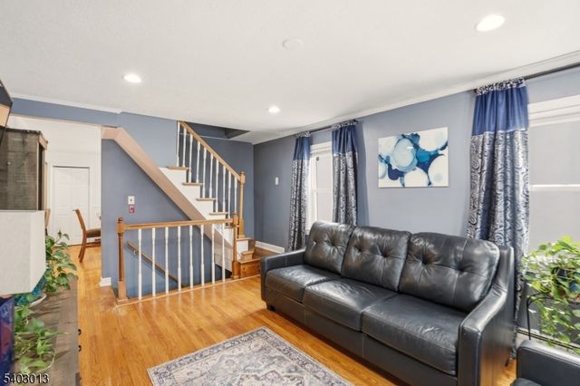 28 Parkview Ave, Belleville Twp., NJ 07109