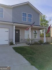 93 Oxford Lane, Kingston, GA 30145