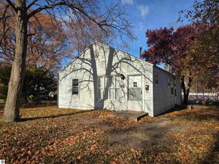 517 E Bennett Avenue, Mt Pleasant, MI 48858