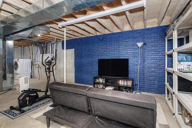 2517 Clayton Drive, Ames, IA 50010