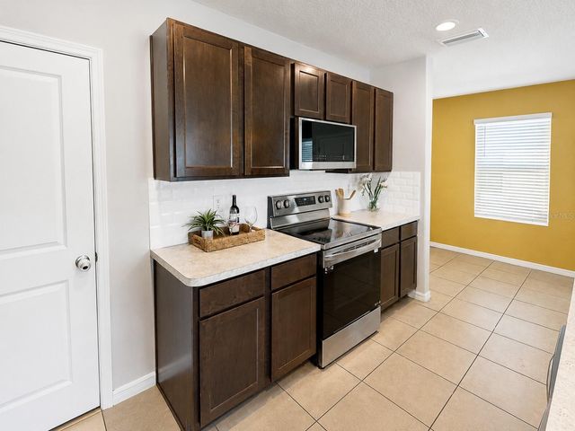 10153 GEESE TRAIL CR, Ruskin, FL 33573