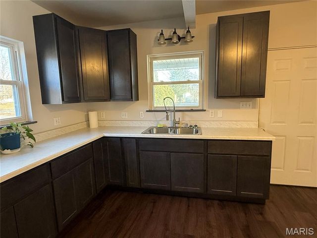 800 S Main Street, Millstadt, IL 62260