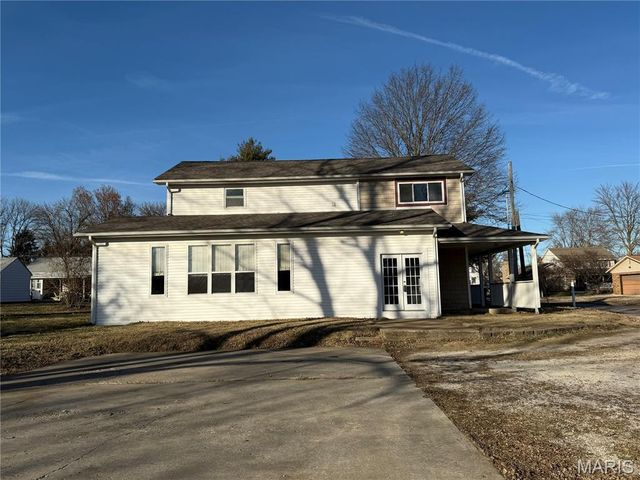 800 S Main Street, Millstadt, IL 62260