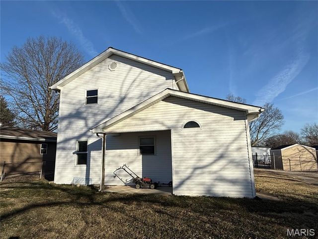 800 S Main Street, Millstadt, IL 62260