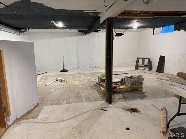 800 S Main Street, Millstadt, IL 62260