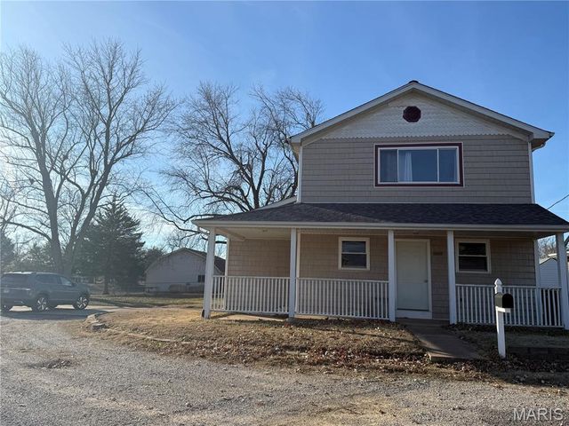 800 S Main Street, Millstadt, IL 62260