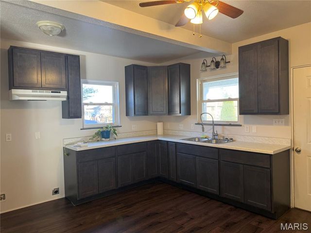 800 S Main Street, Millstadt, IL 62260