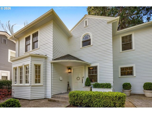 2798 Sw OLD ORCHARD Rd, Portland, OR 97201