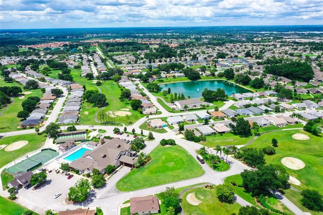 1957 PRAIRIE DUNES CIRCLE N, Lakeland, FL 33810