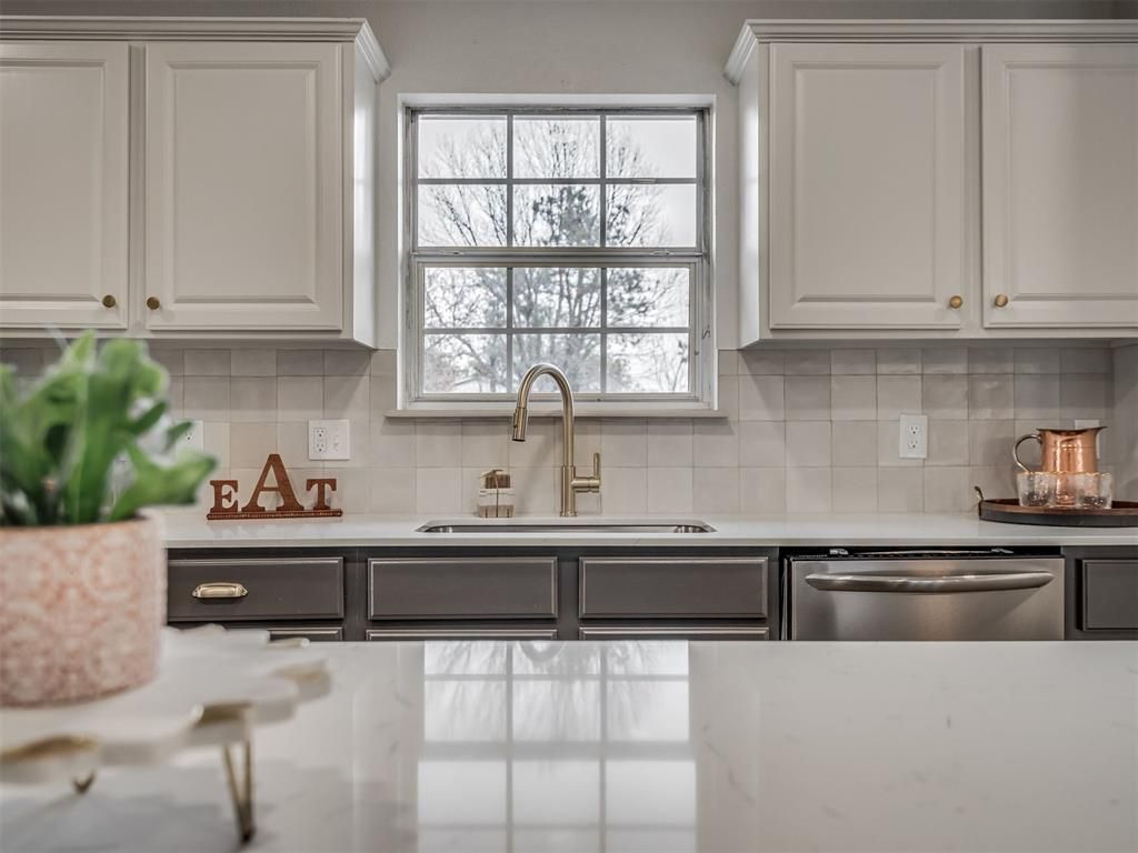 2085 Fox Lane, Tuttle, OK 73089