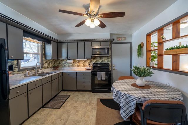 204 N 5th Avenue, Albany, WI 53502