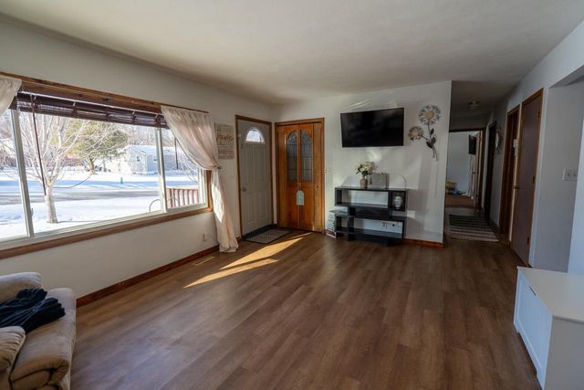 204 N 5th Avenue, Albany, WI 53502