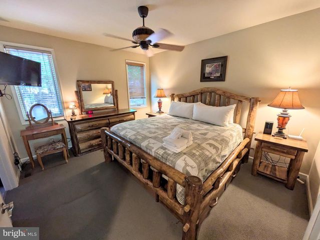 134 LONGVIEW DR, Lake Harmony, PA 18624