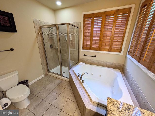 134 LONGVIEW DR, Lake Harmony, PA 18624