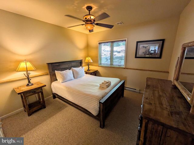 134 LONGVIEW DR, Lake Harmony, PA 18624