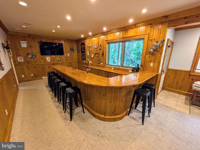 134 LONGVIEW DR, Lake Harmony, PA 18624