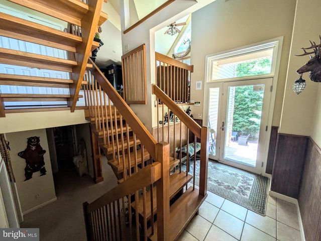 134 LONGVIEW DR, Lake Harmony, PA 18624