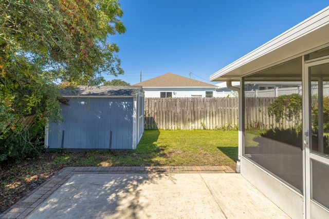 613 Dolphin Drive, Panama City Beach, FL 32413